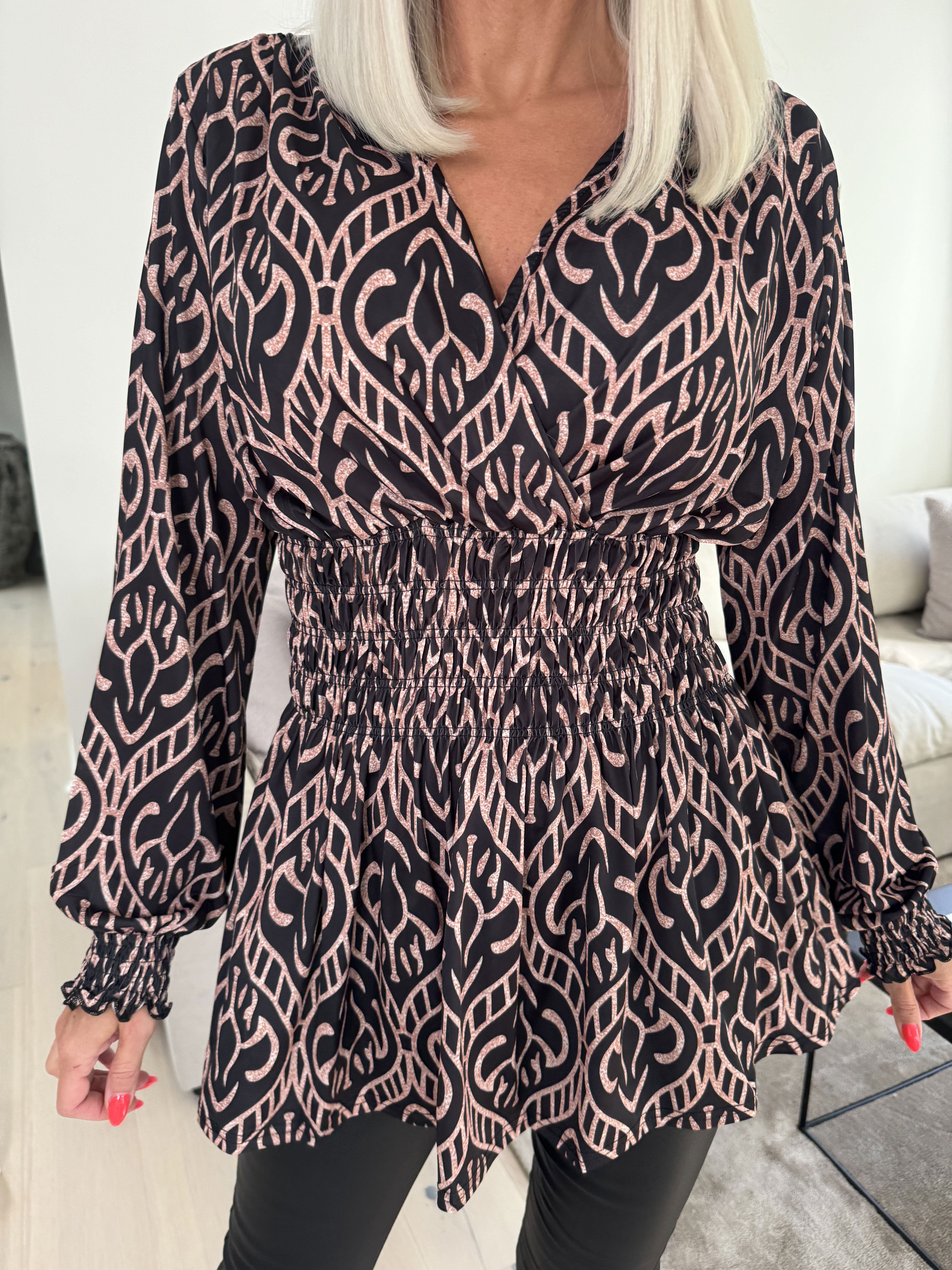 Pams Boho Shirt L/S - Elastisk bluse i krølfrit stof